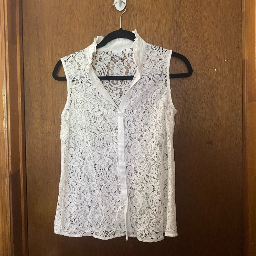 Soho Jeans Sleeveless Lace Blouse